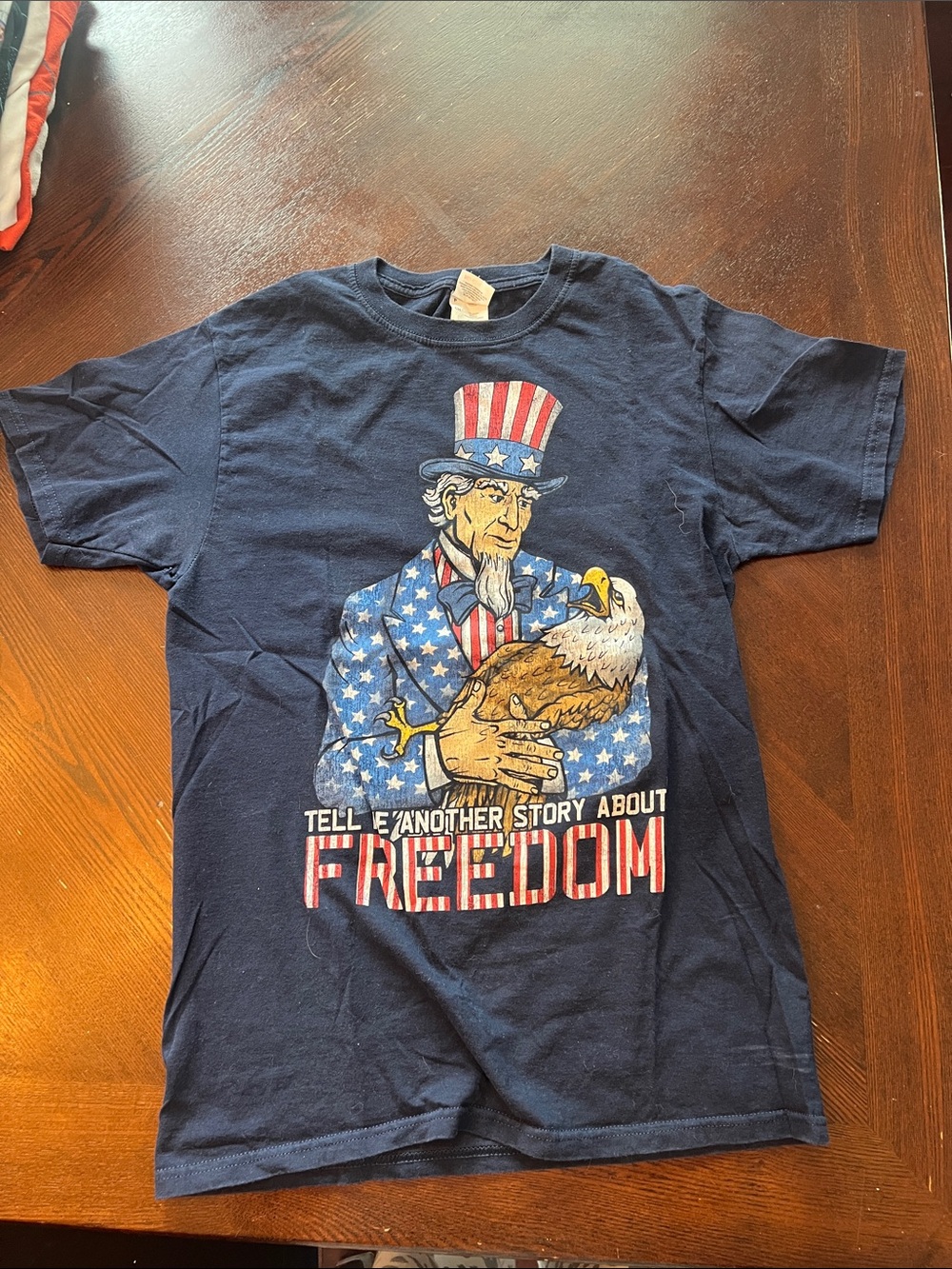Men's Navy Graphic T‑Shirt with Patriotic Uncle Sam and Eagle